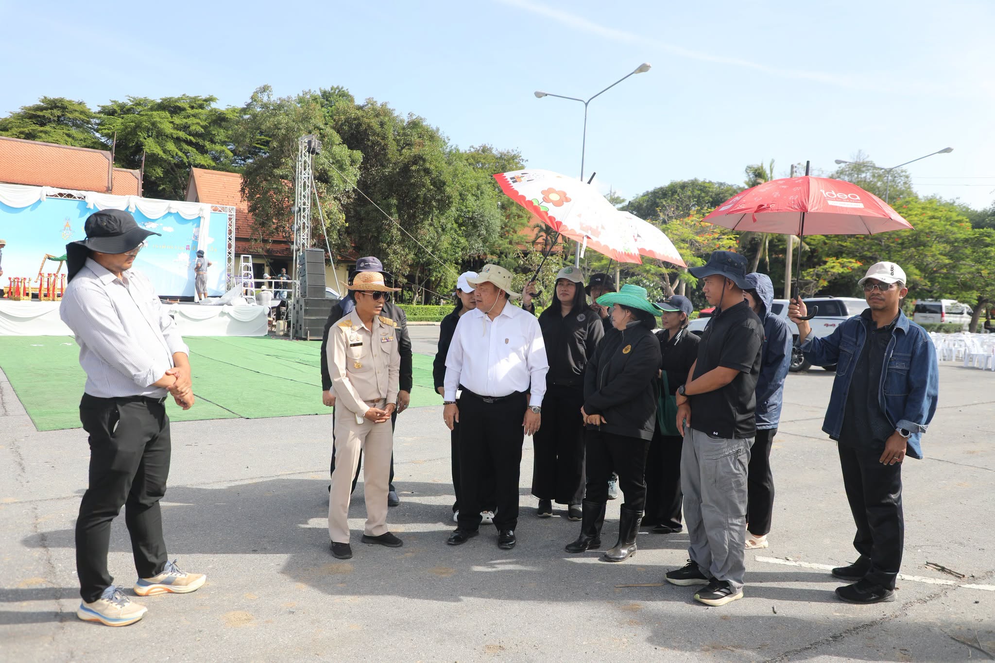 title - ส.ป.ก. ลงพื้นที่ตรวจความพร้อม เตรียมจัดงานจิตอาสาพัฒนาด้านการเกษตร ณ ศูนย์ศิลปาชีพบางไทร